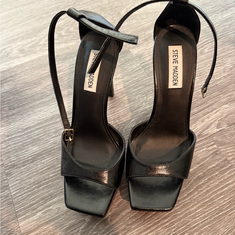 Steve Madden Elegant Black Heels
